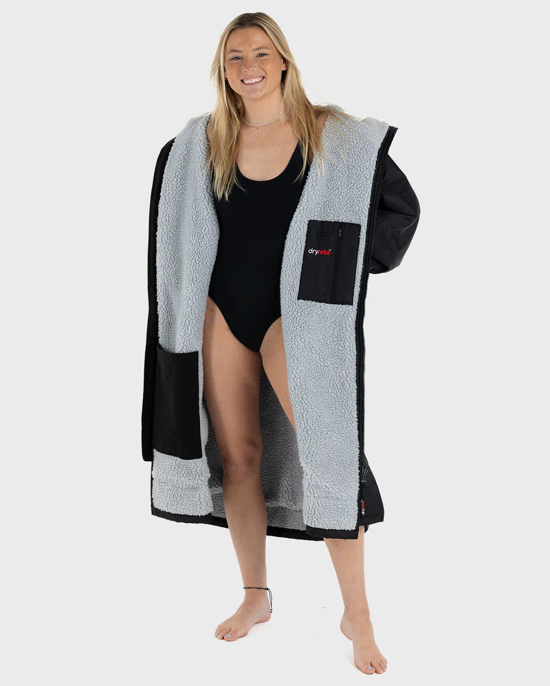 dryrobe Advance Long Sleeve - Black Grey