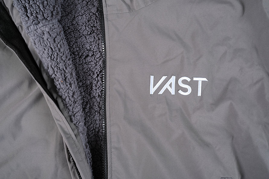 VAST Changing Robe - Charcoal Black