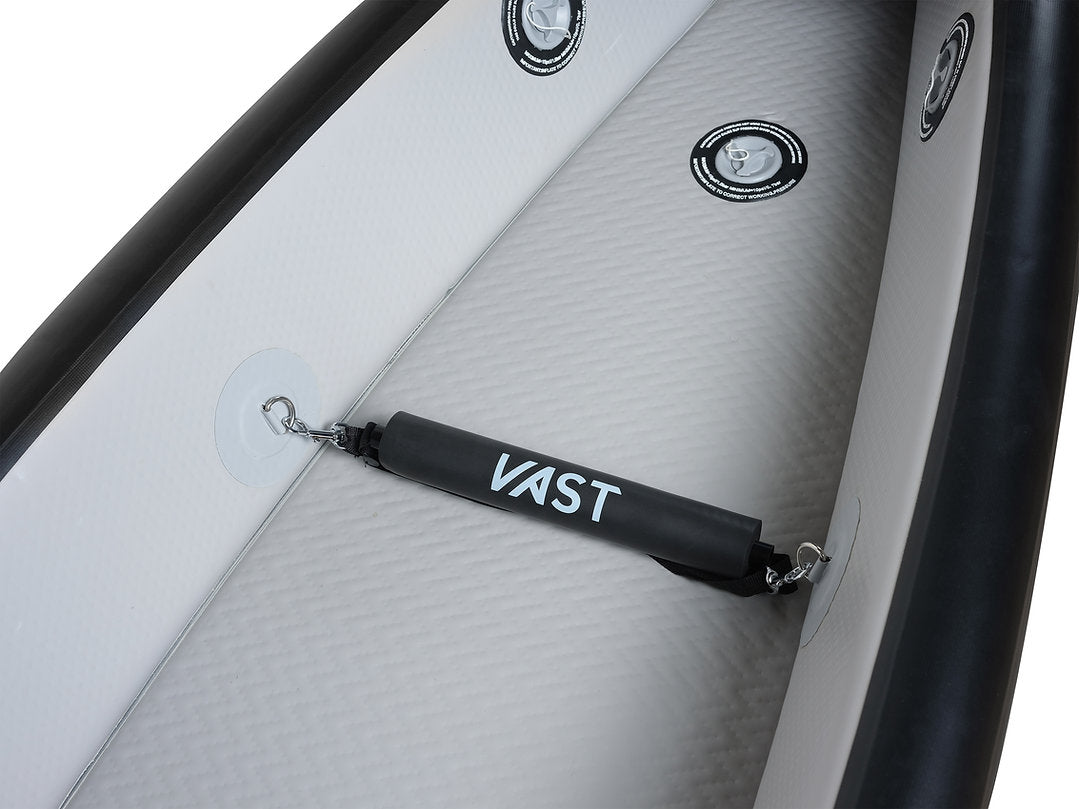 VAST Stealth HP Kayak Package - 1 Person - Black