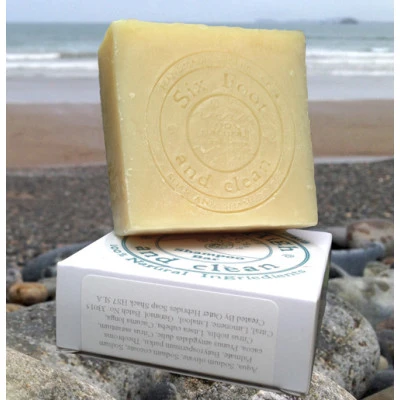 Six Foot and Clean - Head High and Clean Shampoo Bar